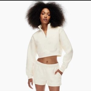 Aritzia TNA Cozy Fleece Perfect 1/4 Zip  Cropped Sweatshirt